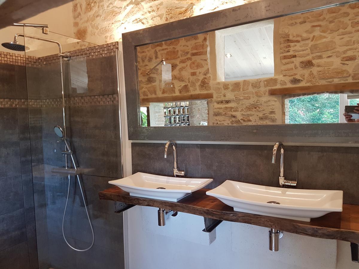 Bed and Breakfast Le Domaine Saint Martin Flassans-sur-Issole Экстерьер фото