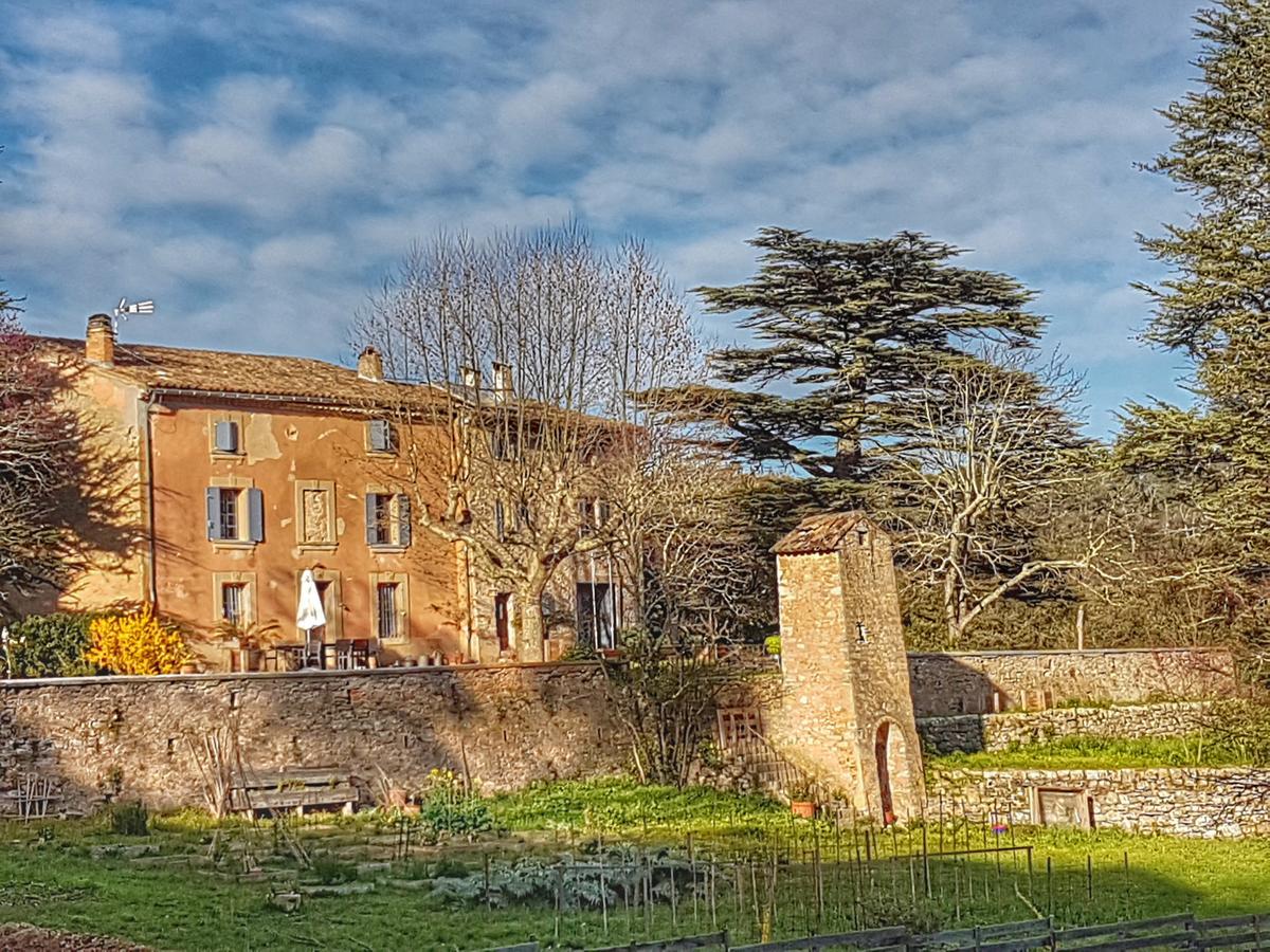 Bed and Breakfast Le Domaine Saint Martin Flassans-sur-Issole Экстерьер фото